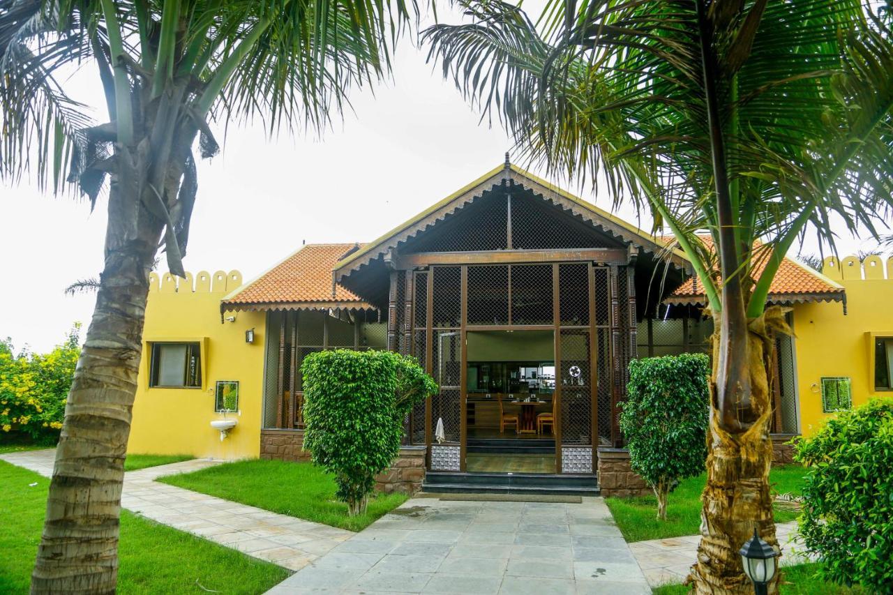 Dream Resort Bhuj Buitenkant foto