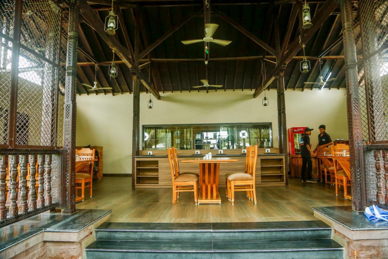 Dream Resort Bhuj Buitenkant foto